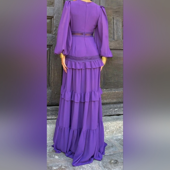 Elegant Purple Maxi Dress - Picture 2 of 4